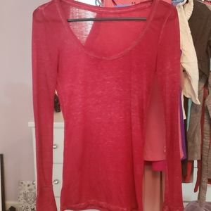 American Eagle Plain Magenta Long-Sleeve Tee